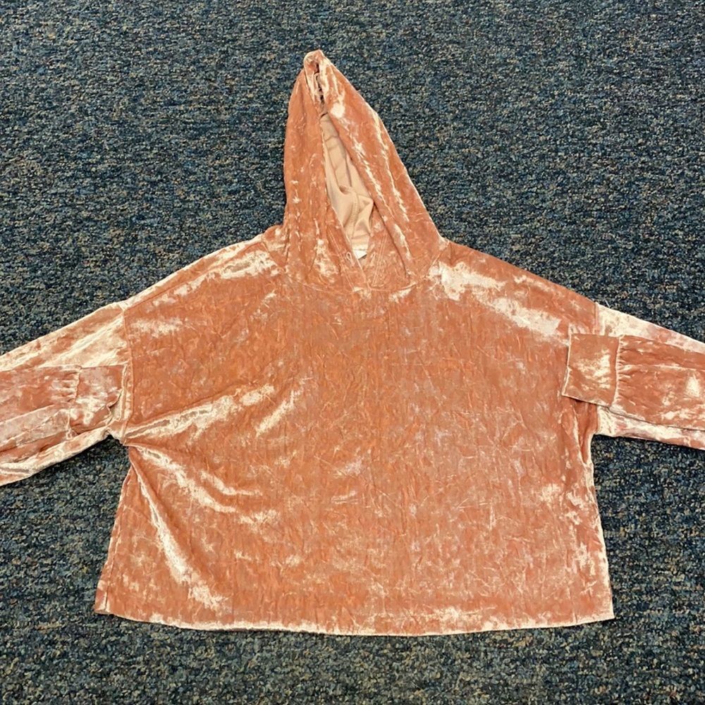 Ivoire Pink Velvet Crop Hoodie sz. S